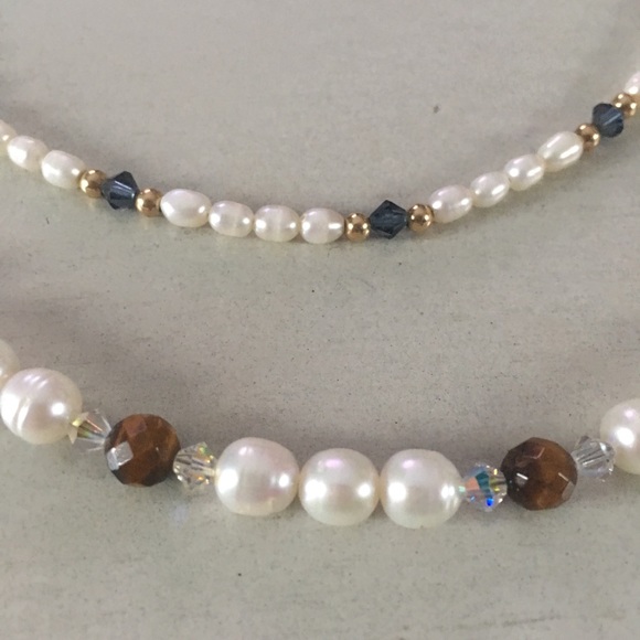 Set of pearl bracelets w/ tigers eye & blue stones - Picture 4 of 8